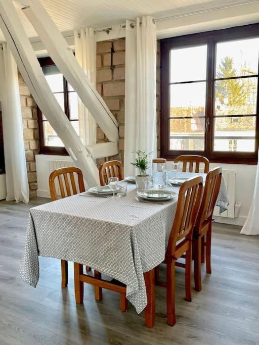 Appartement En Plein Centre Ville Мийи-ла-Форе Экстерьер фото